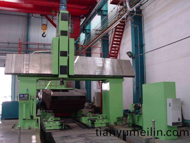 數(shu)控(kong)龍門鏜(tang)銑牀(chuang)